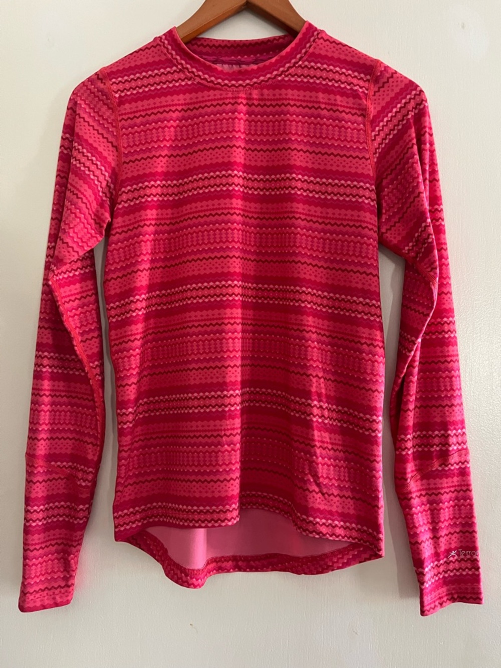 Terramar Climasense 2.0 Base Layer Long Sleeve Top Thumb Holes  Junior size L